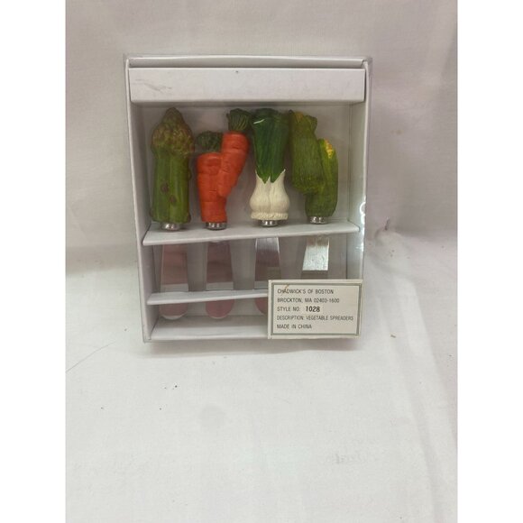 Chadwick's of Boston Set of 4 Spreaders Vegetable Theme - Picture 1 of 3